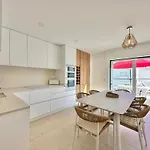 Gh - 50 Meters From * Armacao de Pera