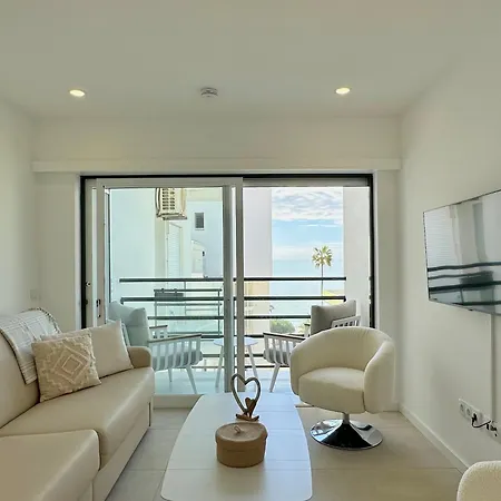 Gh - 50 Meters From Armacao de Pera